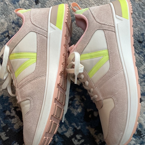 Vionic sneakers - Picture 13 of 14